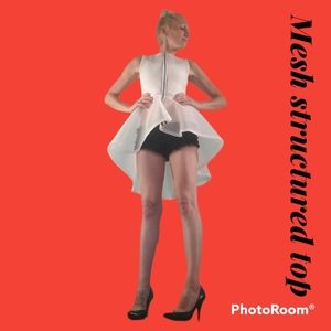 Mesh zip up structured top